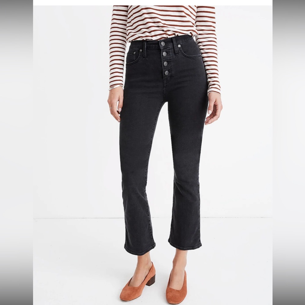 Madewell Cali Demi-Boot Jeans in Bellspring Wash Button-Front Edition Size 28